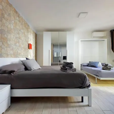 度假居 Vatican Spacious With Terrace *