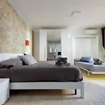 Vakantiehuis Spacious Vatican With Terrace *