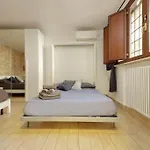 Spacious Vatican With Terrace Vakantiehuis *