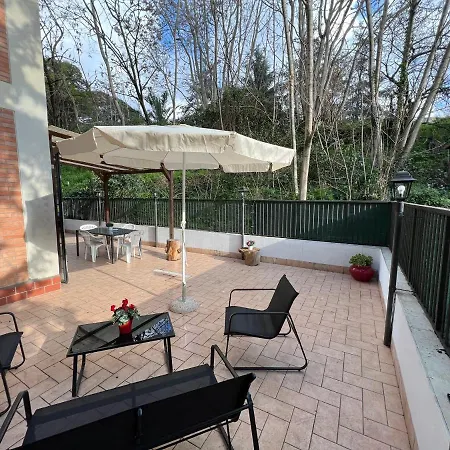 Spacious Vatican With Terrace Vakantiehuis Rome