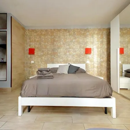 Ferienhaus Vatican Spacious With Terrace
